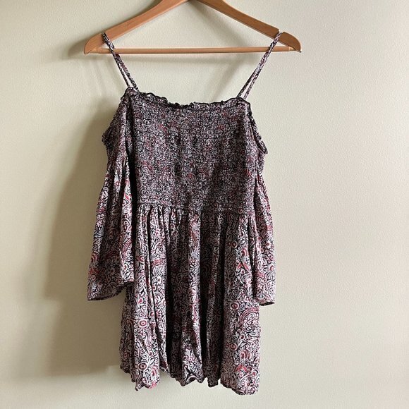 Urban Outfitters Ecote Lula Off-The-Shoulder Smocked Romper Womens Size M - Picture 2 of 8